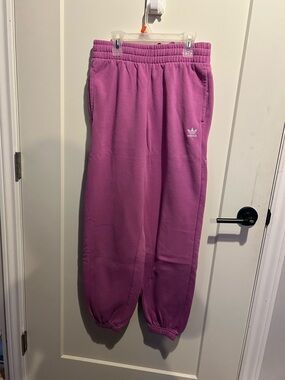 Adidas sweatpants
